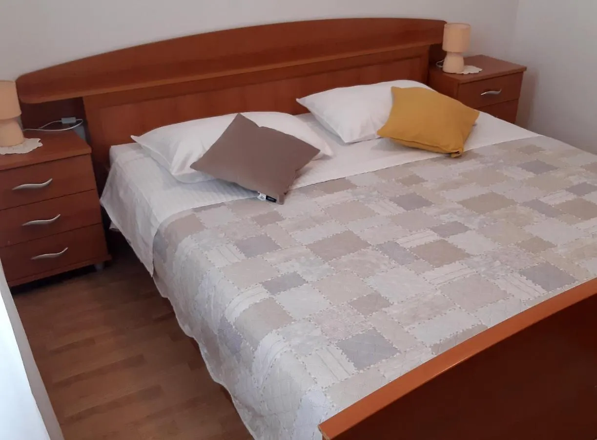 Apartments By The Sea Supetarska Draga - Donja, Rab - 15983 Kroatien